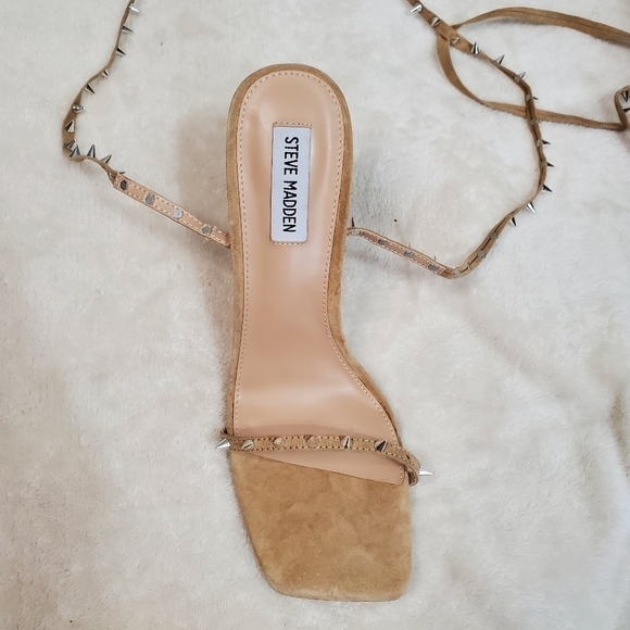 Steve Madden "Uplift" Nude Gladiator Spiked Square Toe High Heel Size 10 BNIB - Picture 3 of 9